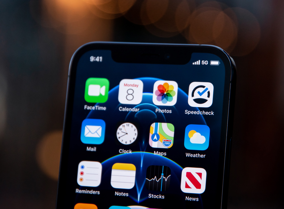 巧家苹果手机维修分享为什么 iPhone 12 在冬季会自动关机 